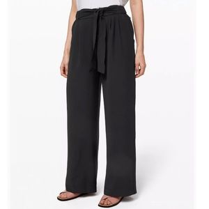 NWT Lululemon Noir High Waist Back Wide Leg Pants